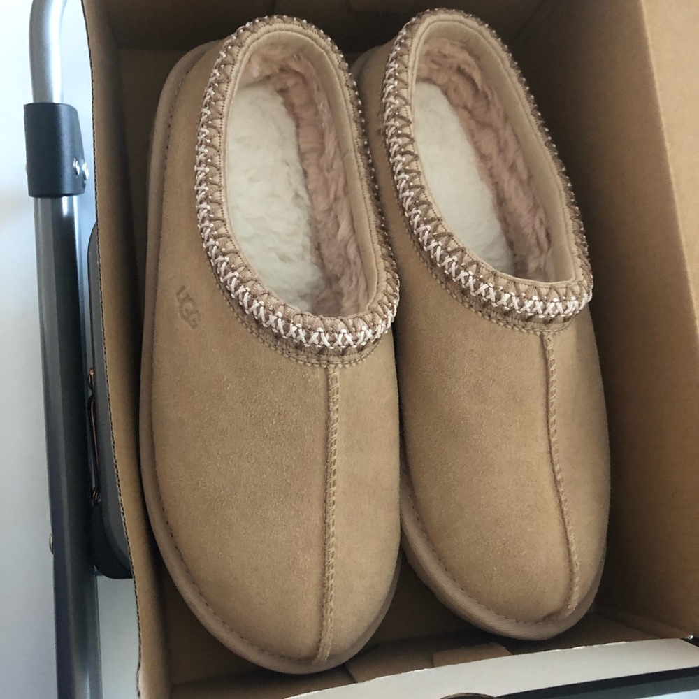 UGG Tasman Slippers Driftwood Size 8
